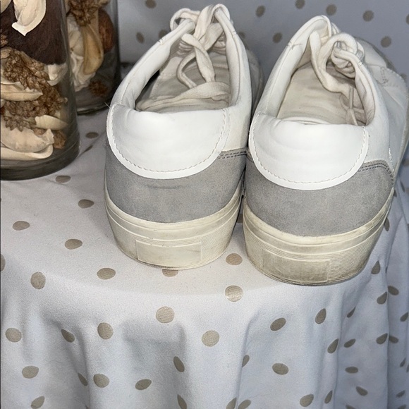 Abound White and Gray Men's Sneakers - Picture 4 of 8